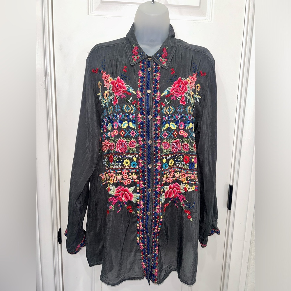 Johnny Was Charcoal Blouse Tunic Multicolor Floral Embroidery Long Sleeve PM